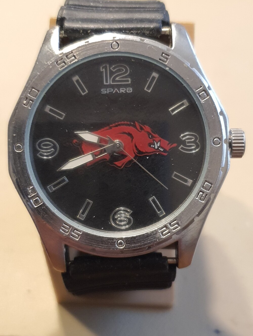 10/$20 Sparo NCAA Arkansas Razorbacks Silver/Black Men's Watch
